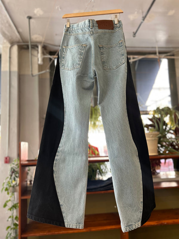 Flared Wavy Jeans