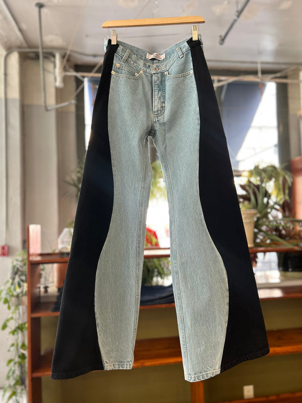 Flared Wavy Jeans
