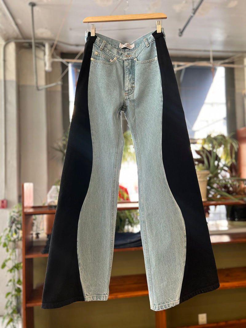 Flared Wavy Jeans