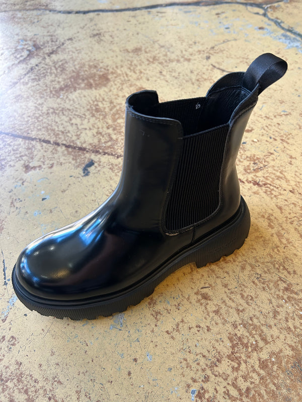 Aya Patent Boot
