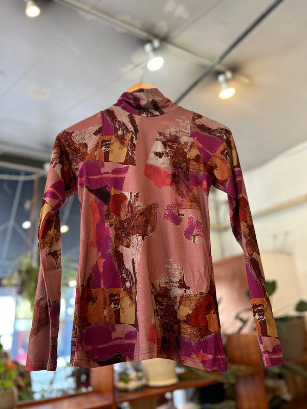 Aches Turtleneck - Burgundy Print