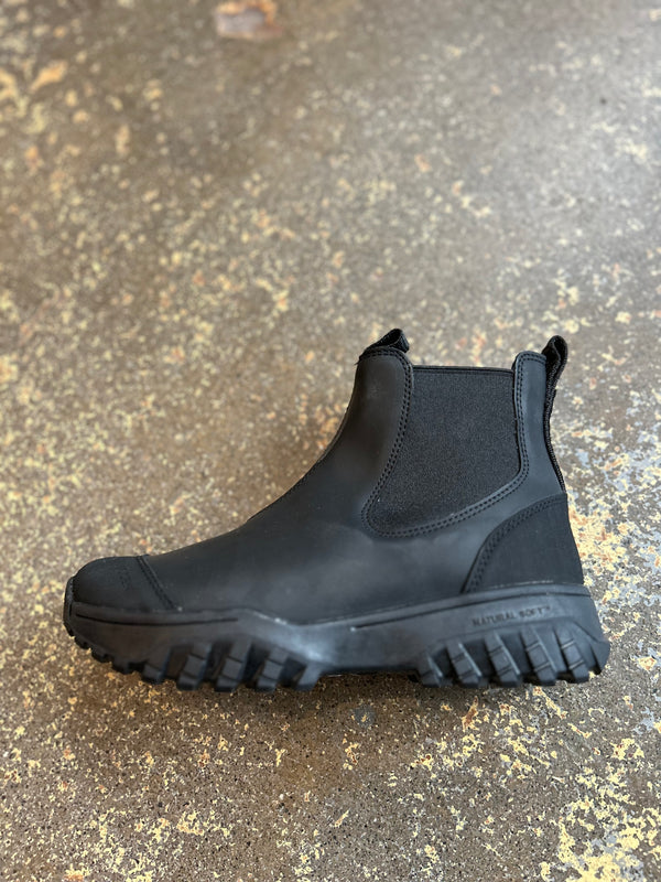 Magda Rubber Track Boot -  Smooth Black/Black Sole