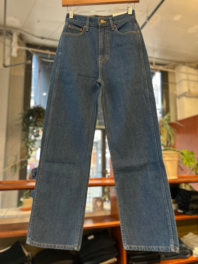 B Sides Plein High Rise Straight Jean in Bessette Blue
