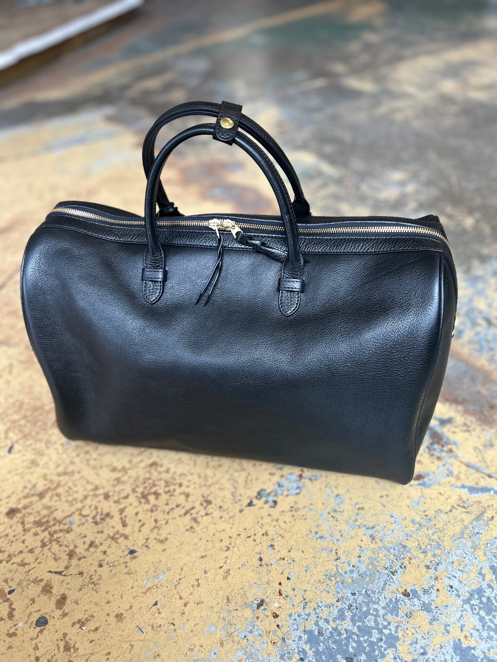 Lotuff no 12 weekender shop