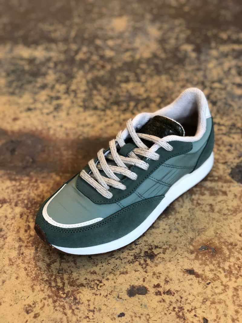 Nellie Soft Reflective Sneaker - Algae